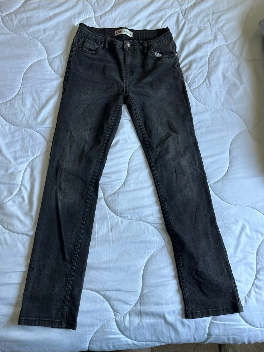 Levi's Women's Skinny Black Denim Jeans - Picture 3 of 6